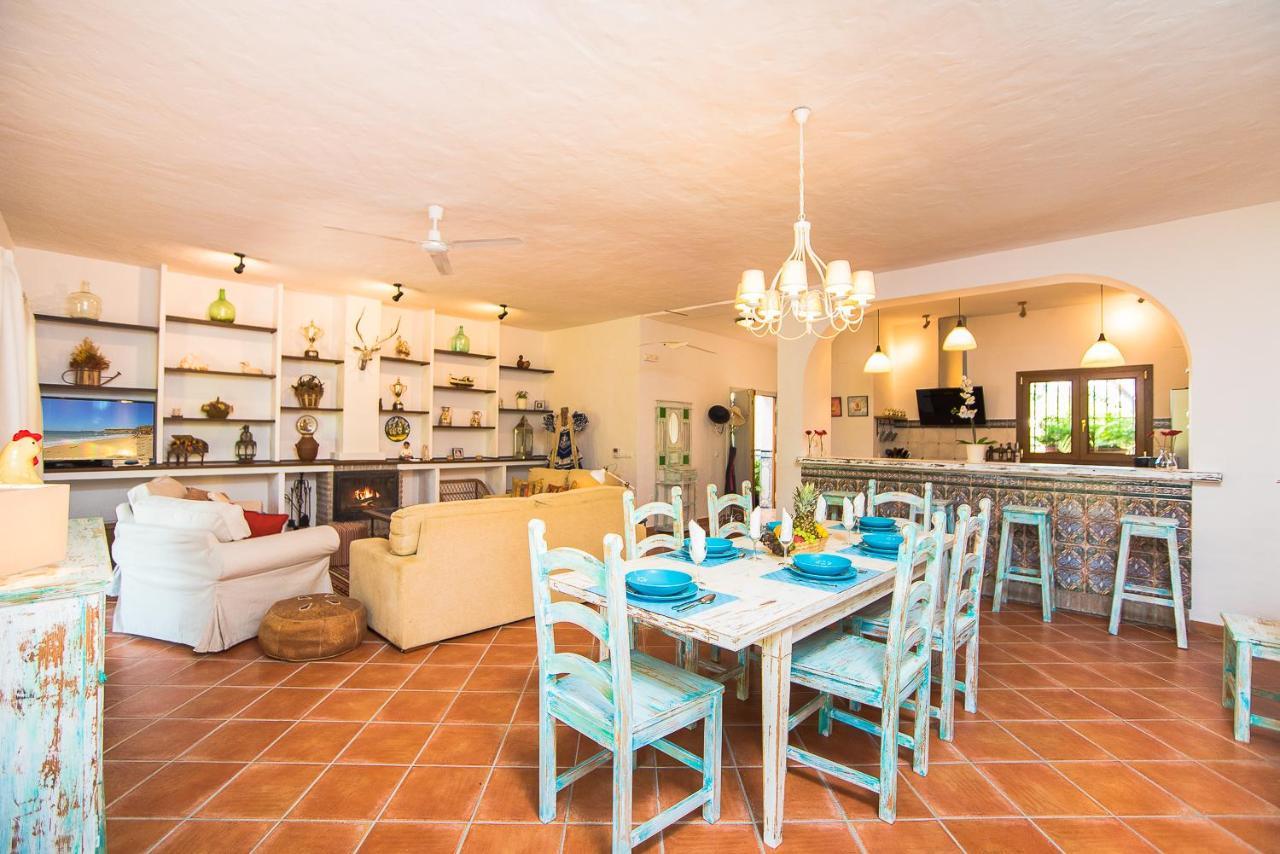 Casa Las Ciguenas Apartment เวเฮร์ เด ลา ฟรอนเตรา ภายนอก รูปภาพ